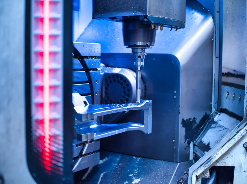 SPALECK 的銑削零件加工，此處展示的是軌道車輛零件的 CNC 銑削