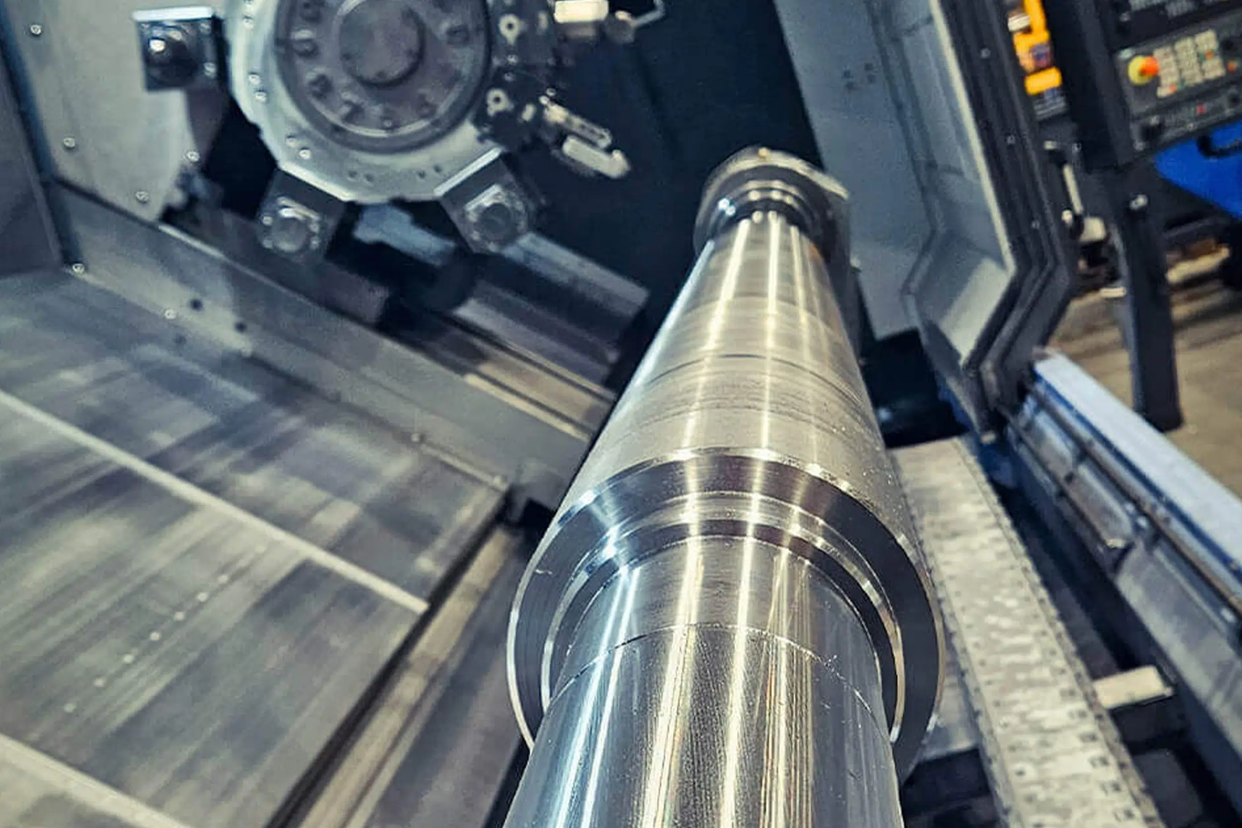 一窺代工製造商 SPALECK 用於生產長型車削零件的 CNC 加工中心